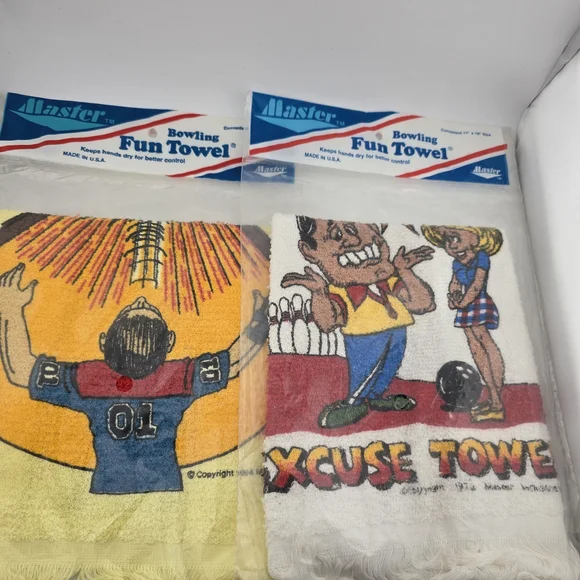 Vintage 90s Bowling Ball Fun Sport Towels Pair Master Industries NOS Comic Towel - Picture 1 of 10